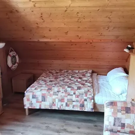Fonyodi Vizpart Apartman, Beachfront *